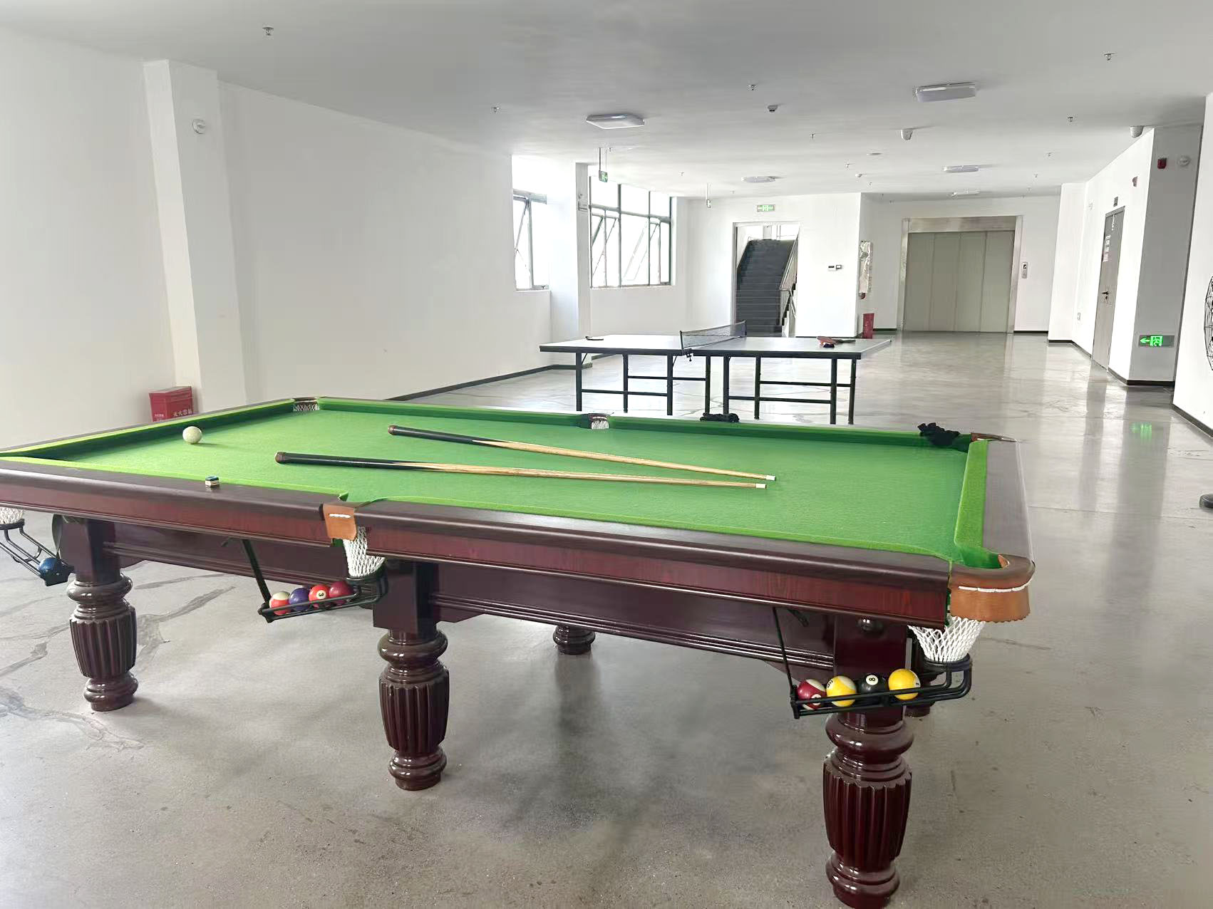 Employee leisure and entertainment area