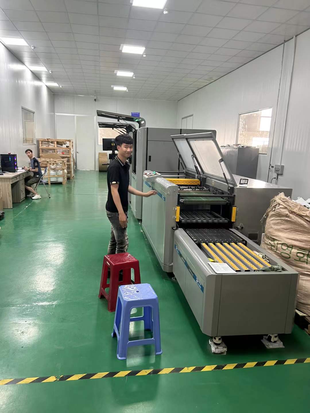 Digital printing machine for Vietnamese customers